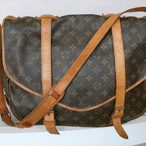Louis Vuitton shoulder bag